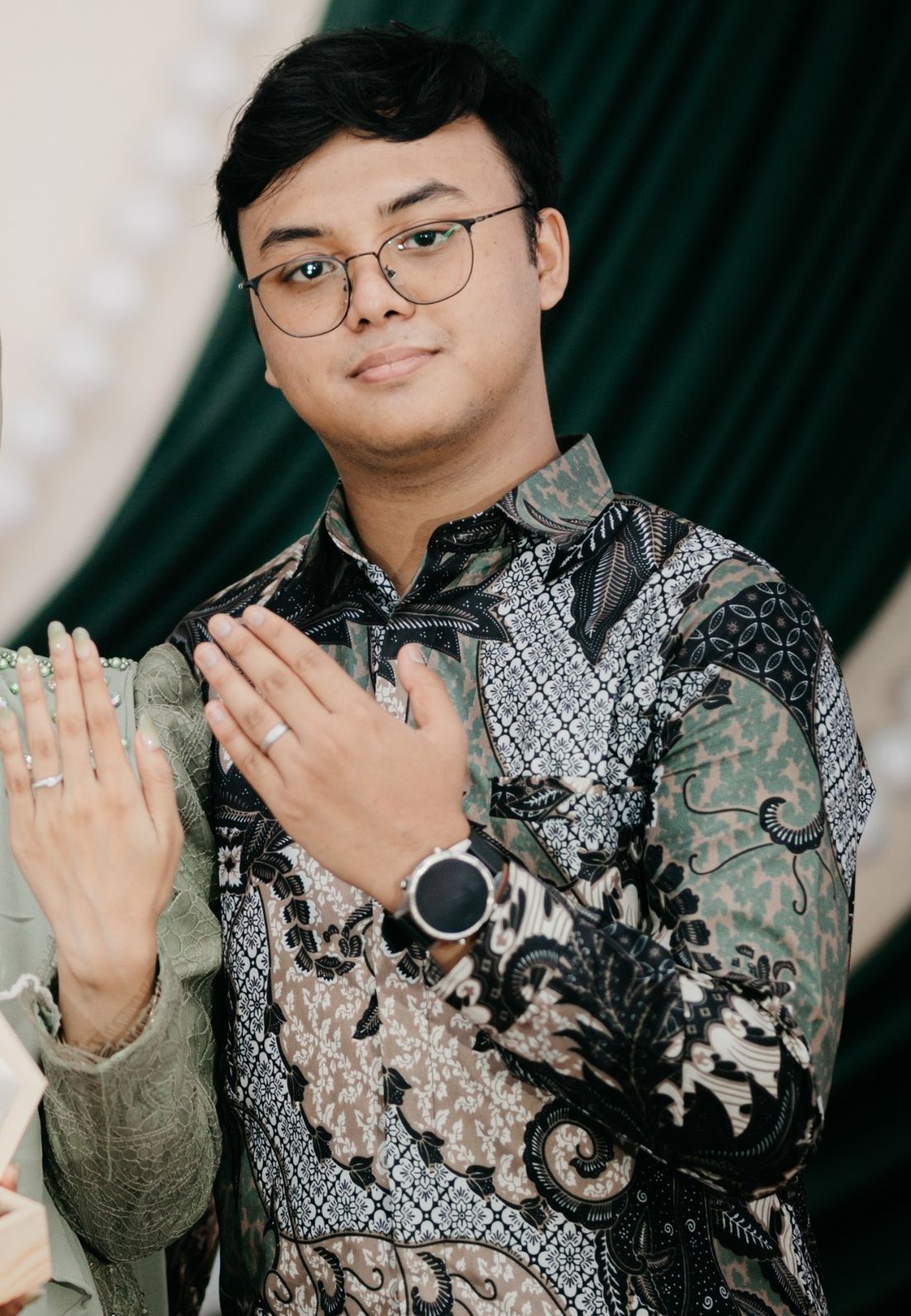 Groom 1